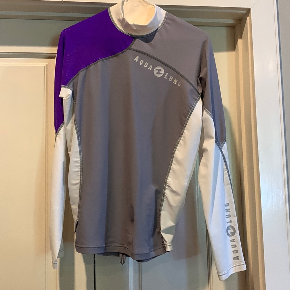 UPF Sun shirt/rash guard